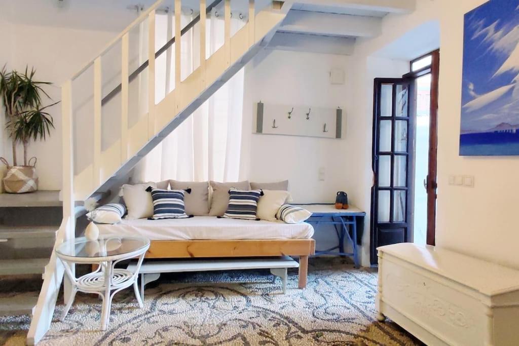 Town House With Rooftop Jacuzzi Rhodes City Exteriér fotografie